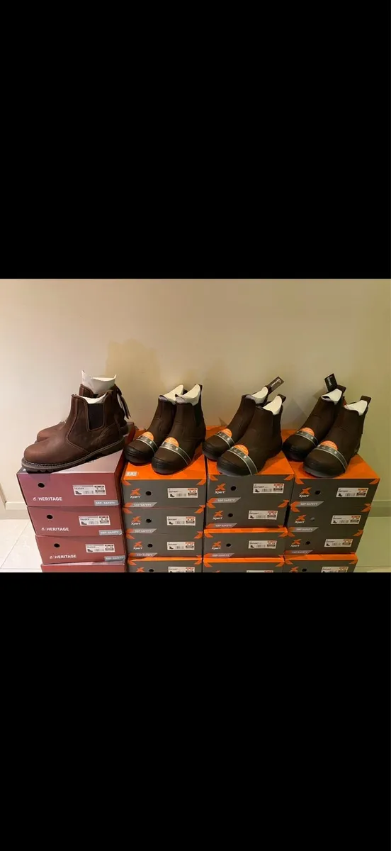 Job Lot of Workwear, Work Boots, Jackets, Hi Vis - Image 3