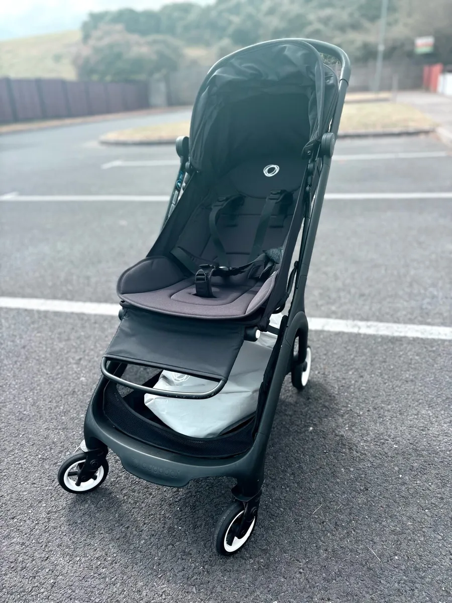 Bugaboo Butterfly stroller - black (+ rain cover) - Image 4