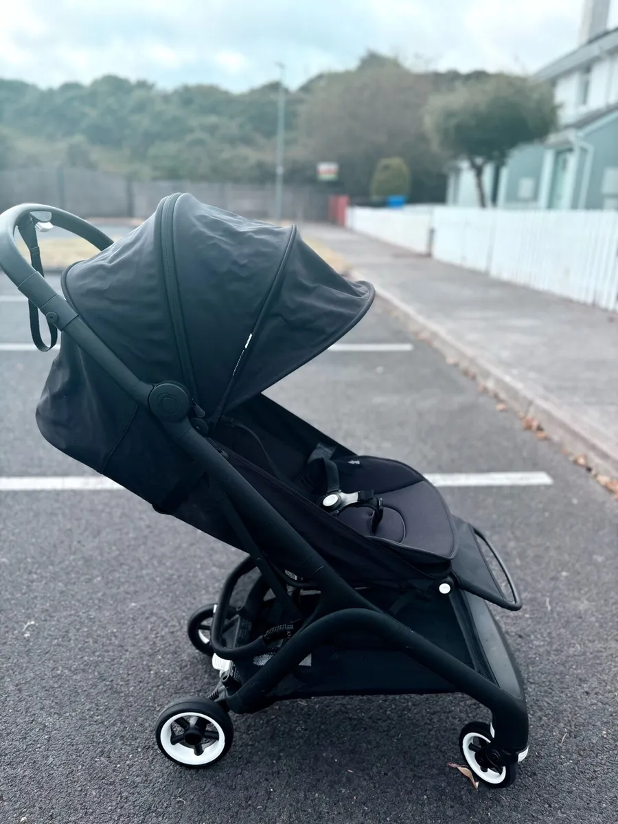 Bugaboo Butterfly stroller - black (+ rain cover) - Image 1