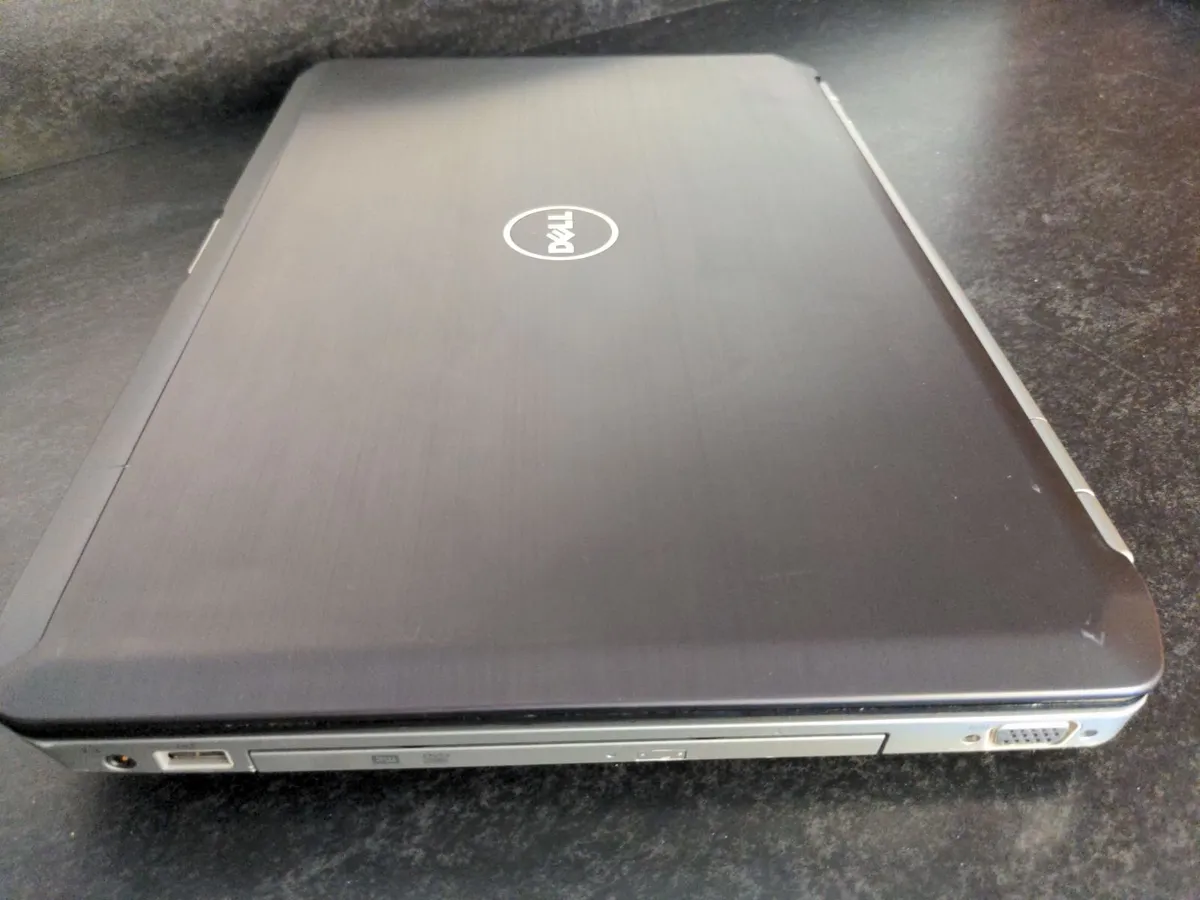 Dell Laptop E5520 - 256GB - 8GB RAM - Image 3