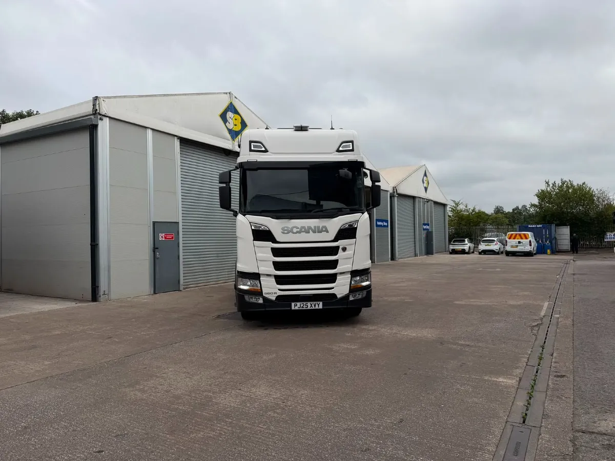 2025 Scania 560R - Image 1