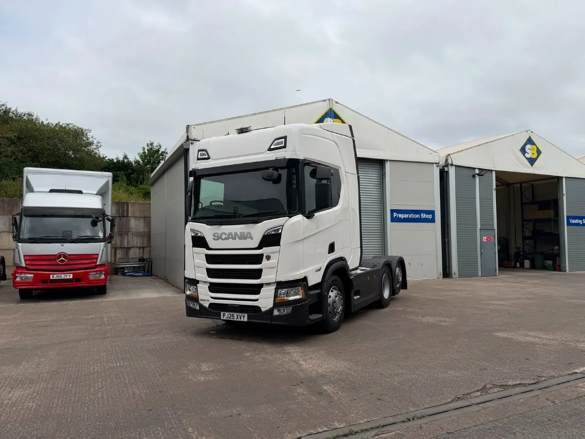 2025 Scania 560R - Image 2