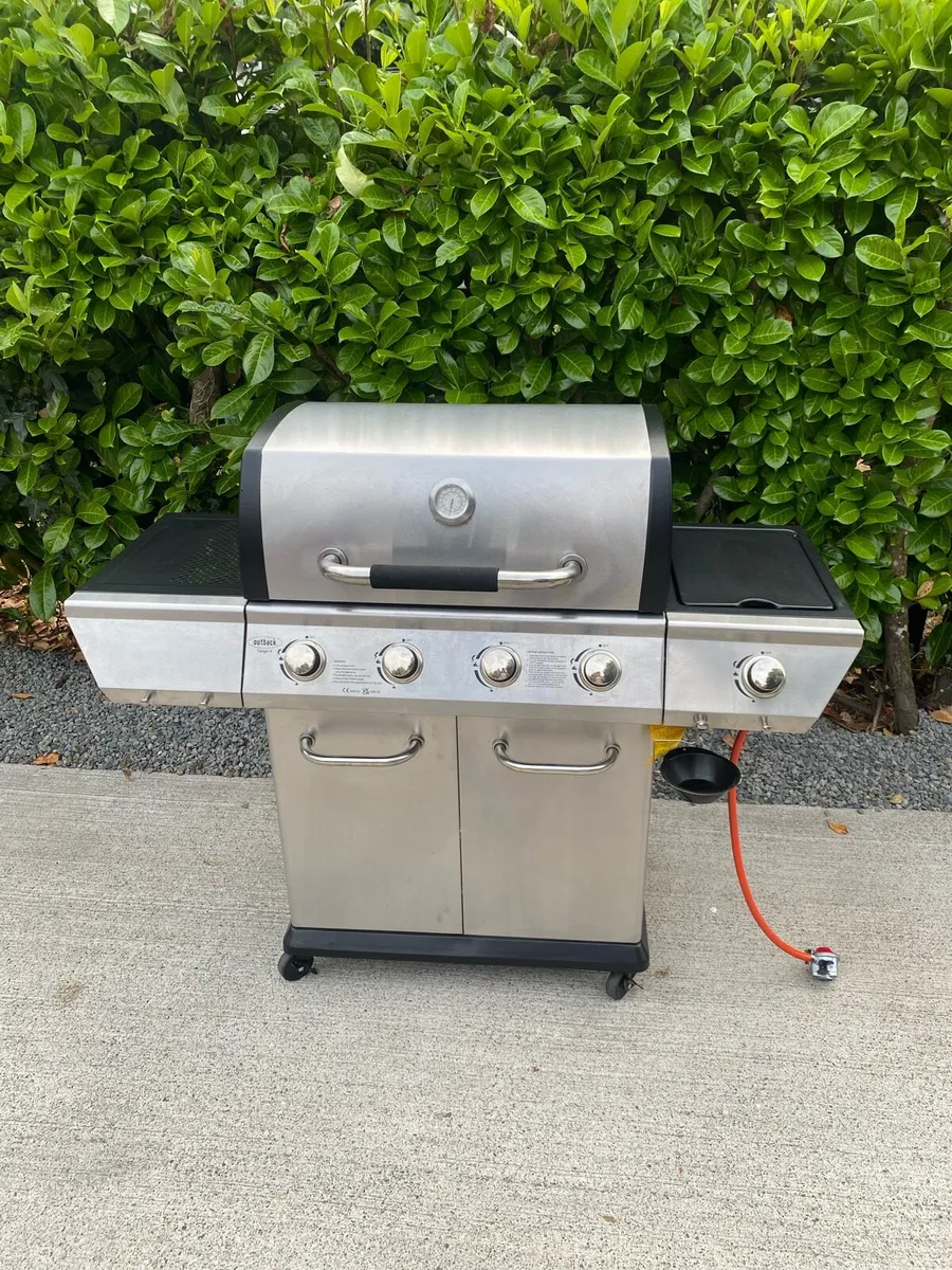 Gas bbq - Image 1