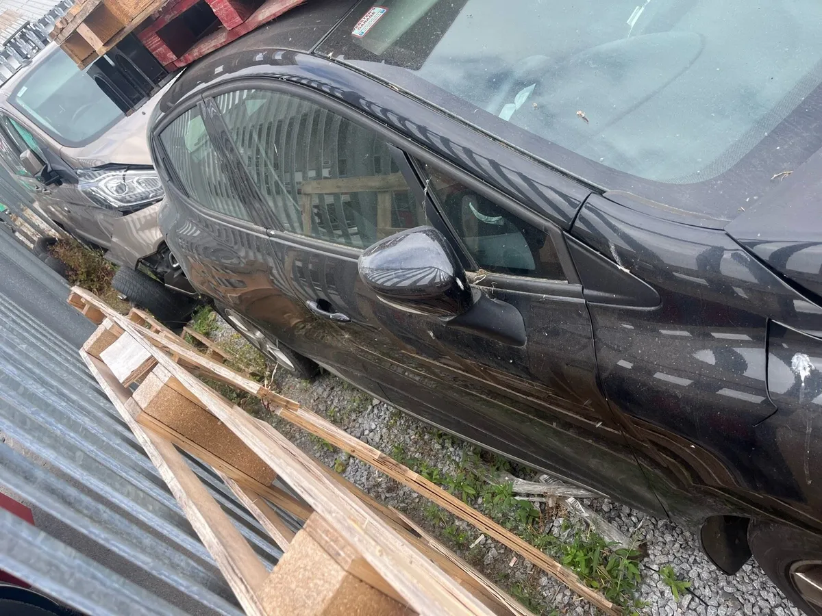 Renault Clio 1.5 diesel - Image 3