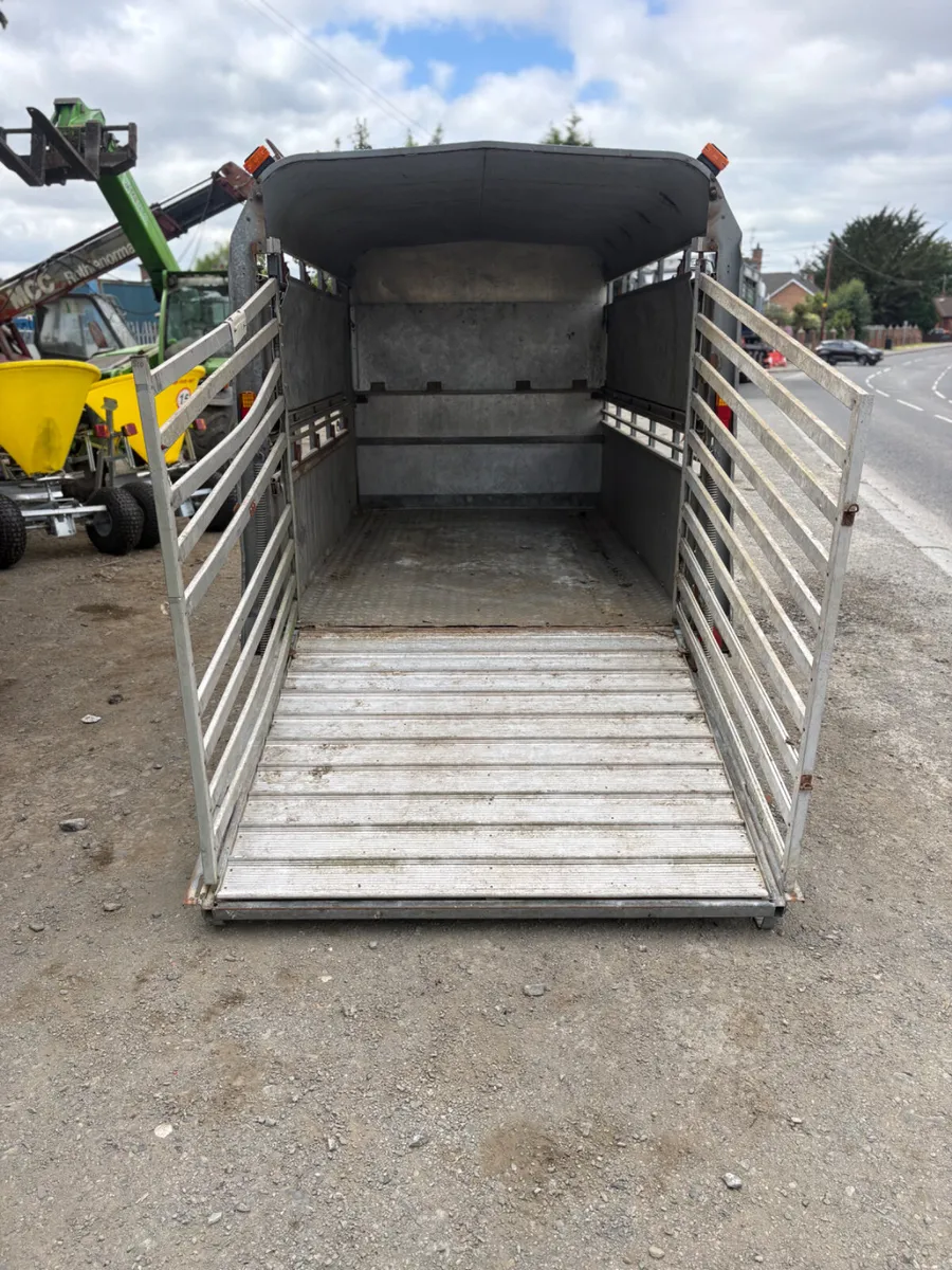 Ifor Williams 10ft cattle trailer - Image 2