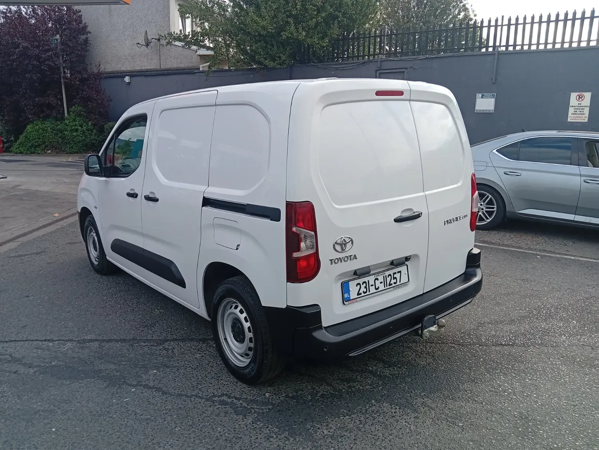 Toyota Proace City 2023 high spec - Image 4