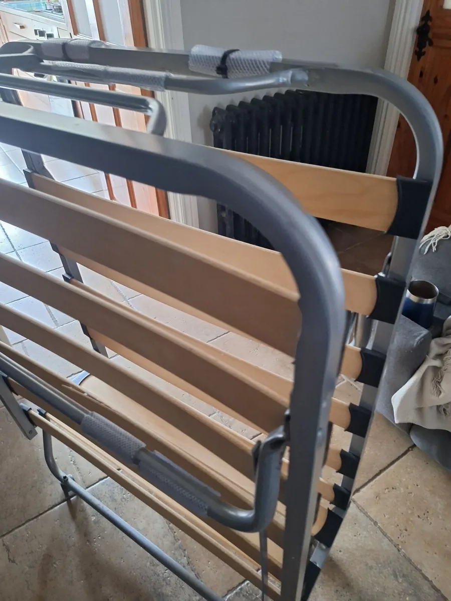 3 ft fold up bed base - Excellent Condition - Image 3