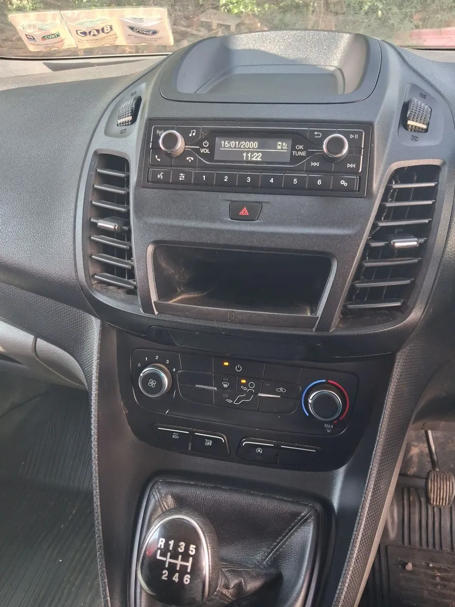 Ford Transit Connect low mileage - Image 2