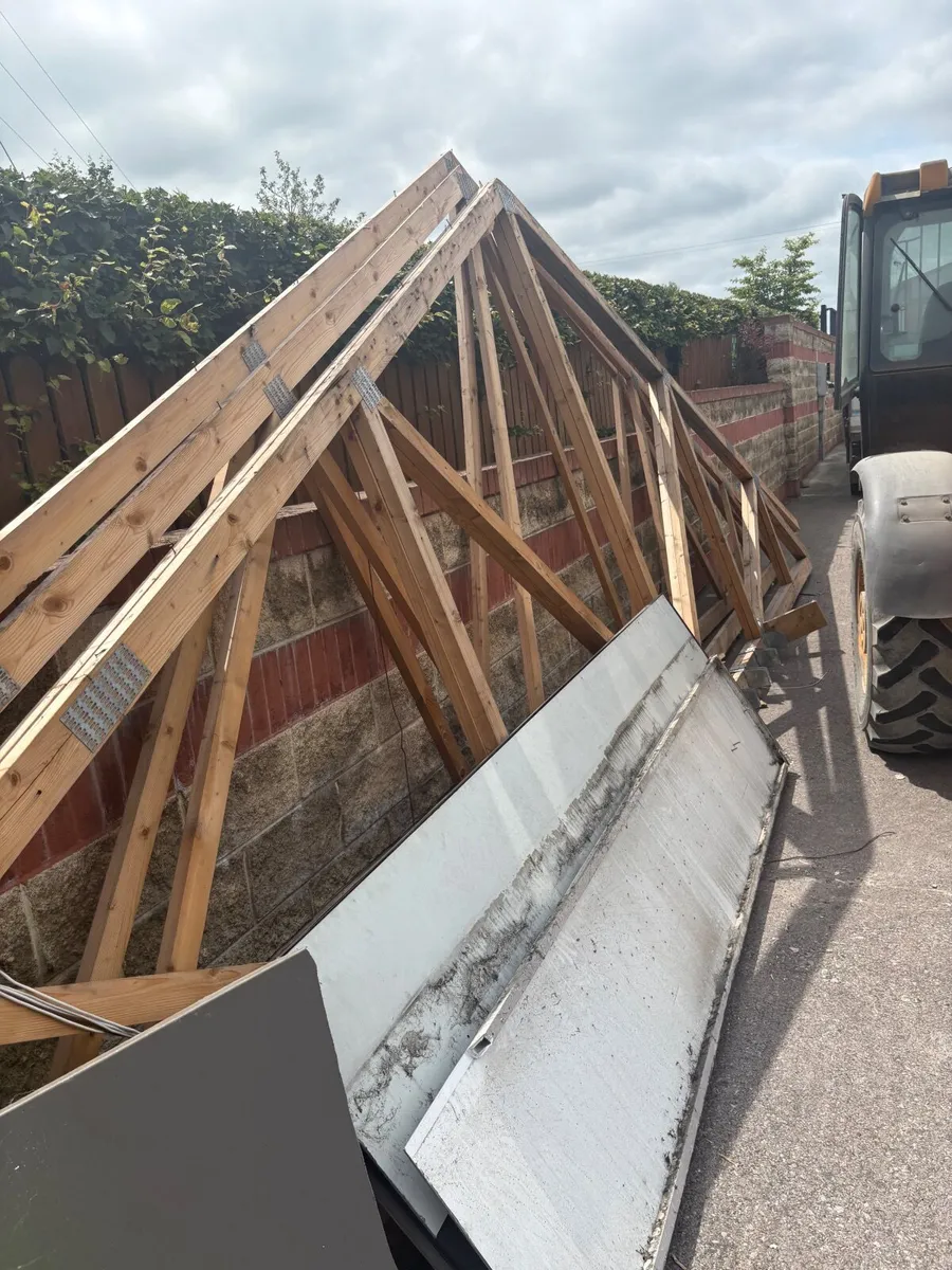 Roof Timbers - Image 4