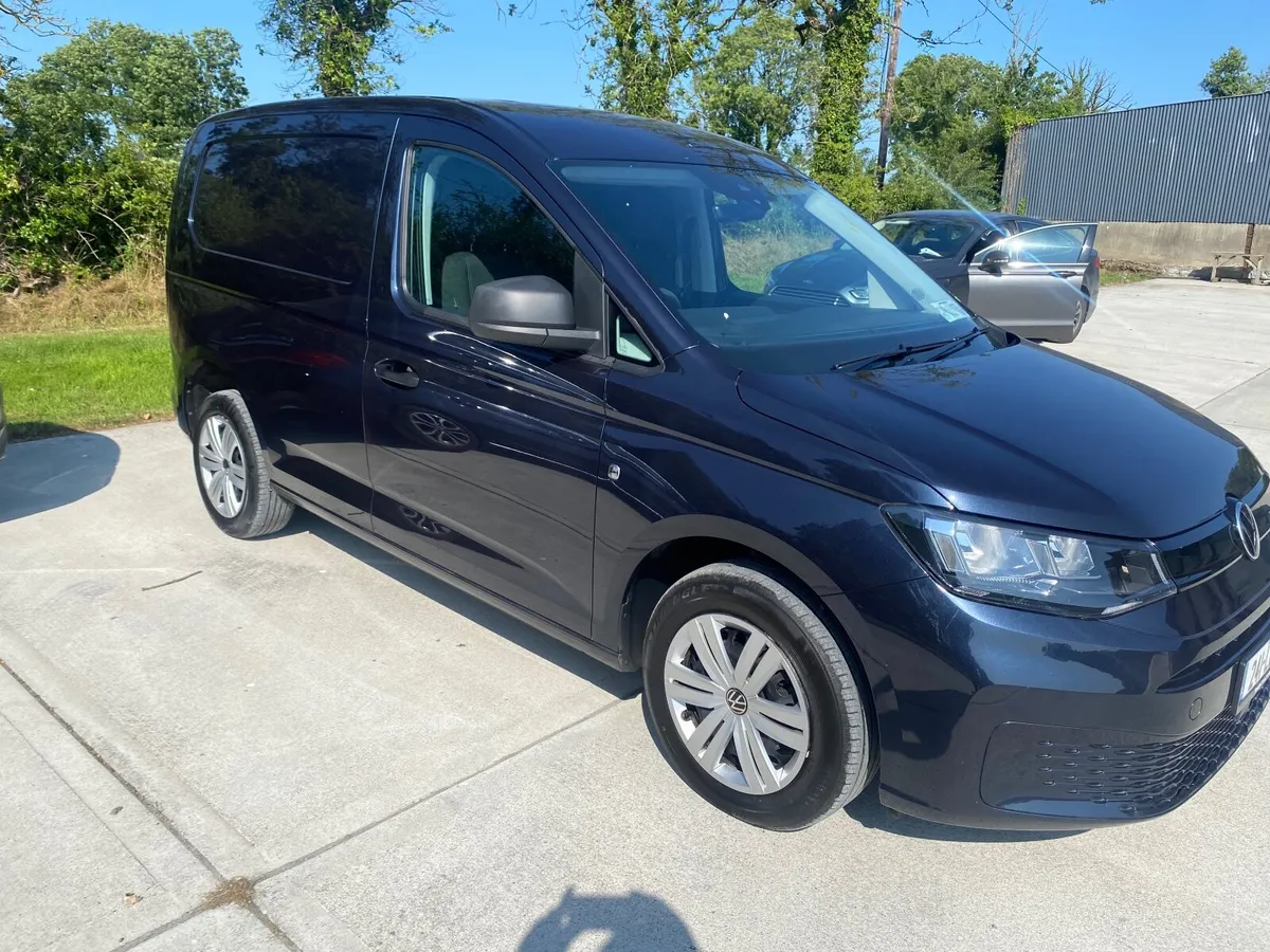 🚙…Volkswagen Caddy 2024 2.0 TDI Low kms - Image 1
