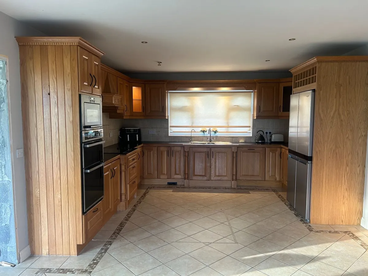 Solid Oak Kitchen - Image 4