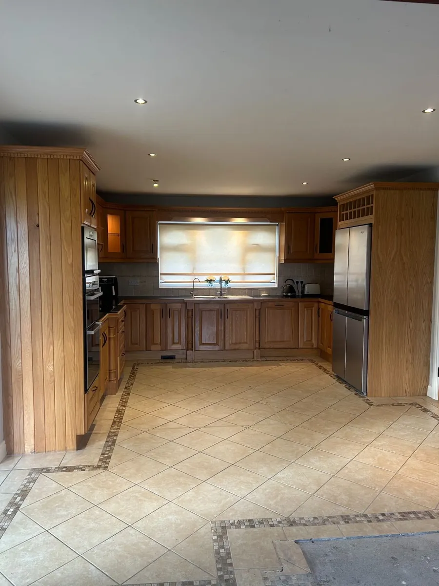 Solid Oak Kitchen - Image 3