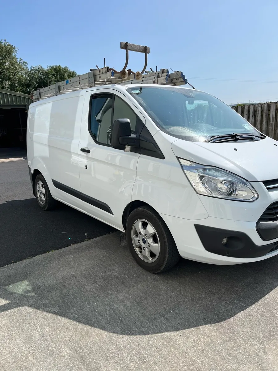 Ford Transit Custom - Image 2