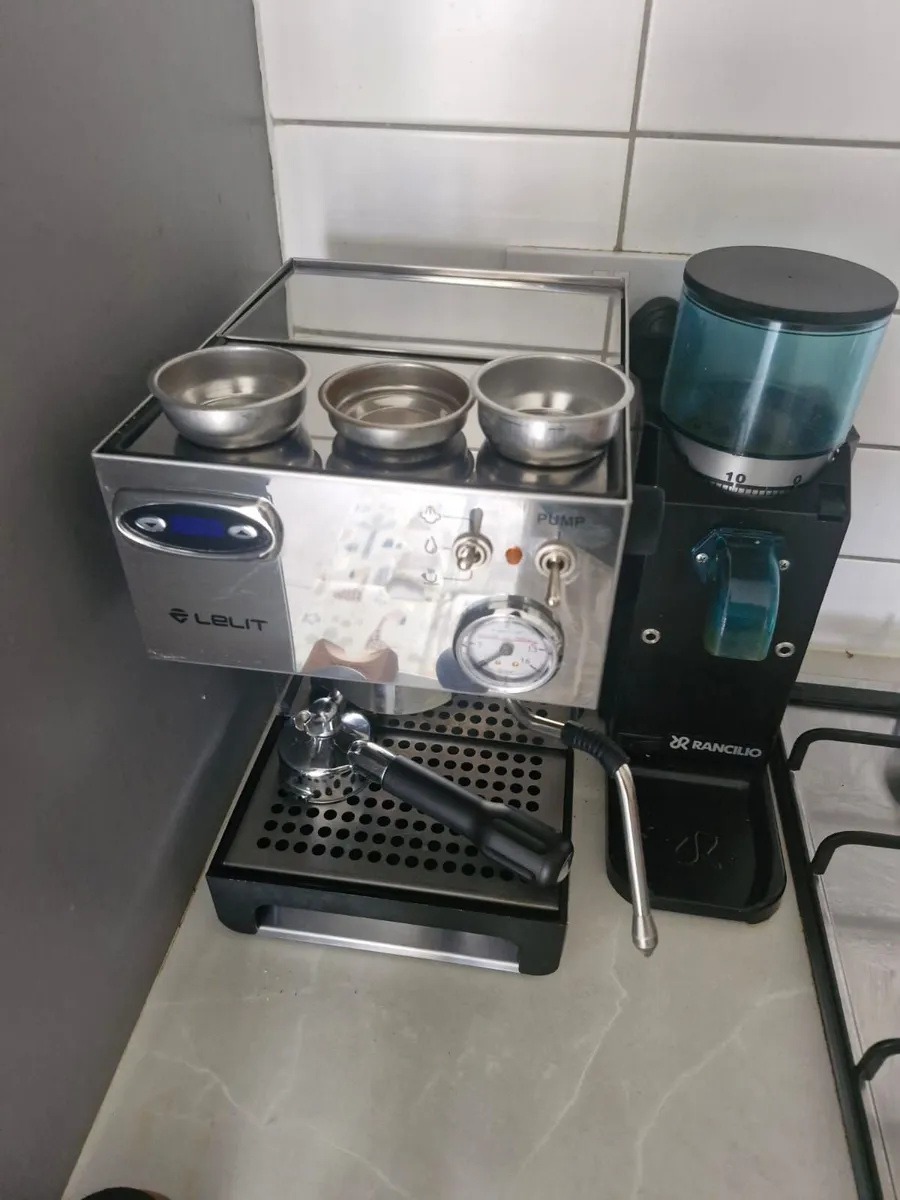 Coffee Machine - Image 4