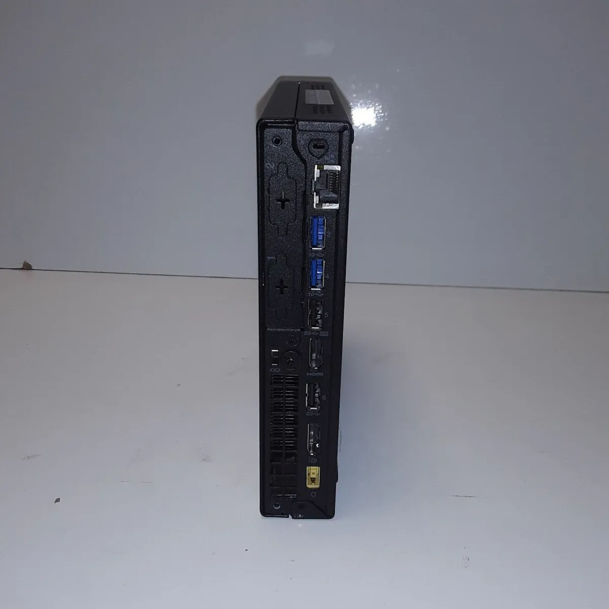 Lenovo ThinkCentre M720q Tiny Mini PC | Intel Core - Image 2