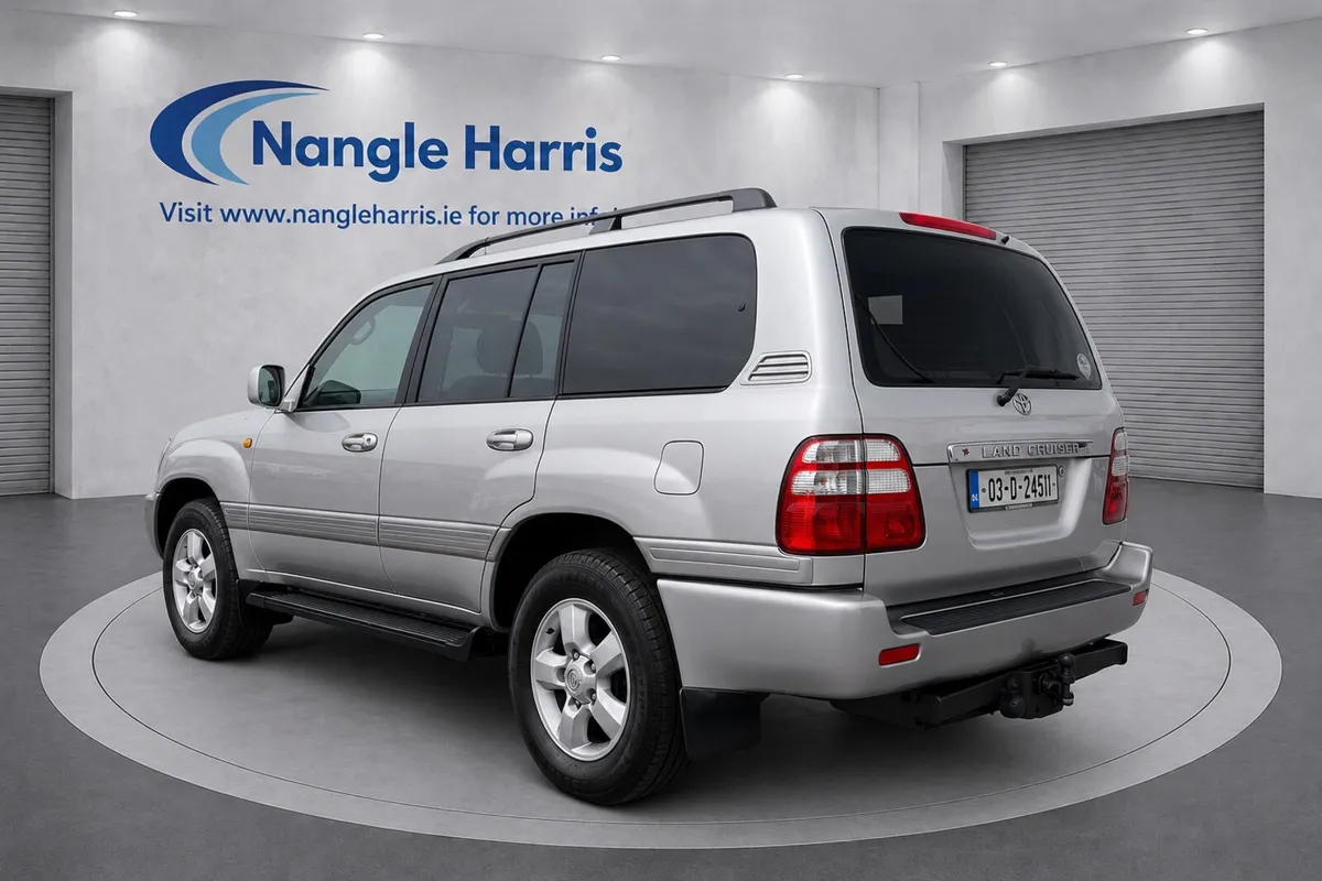 Toyota Land Cruiser AMAZON 4.2 - Image 3