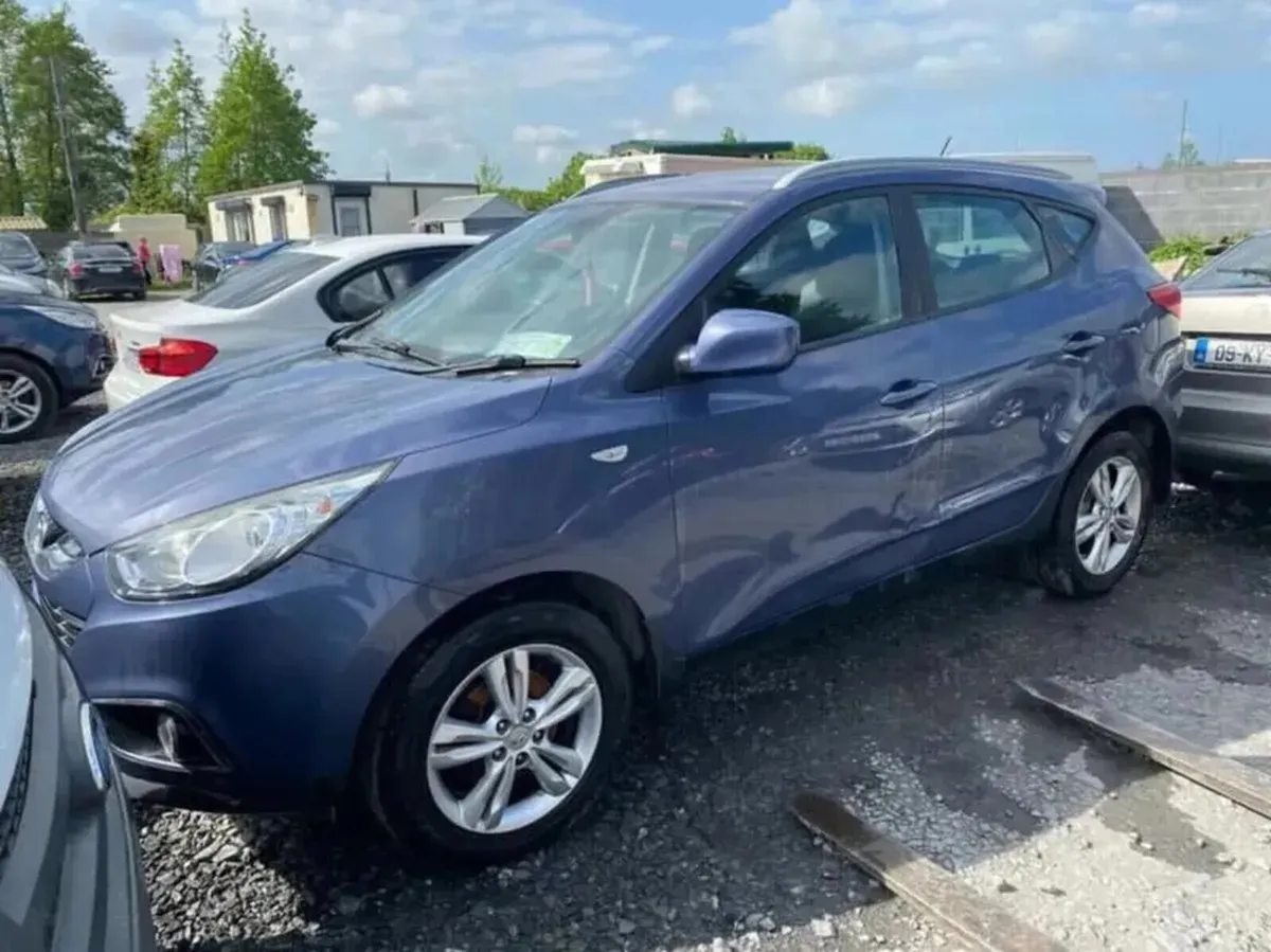 2X Hyundai ix35 1.7 Diesel - Image 4