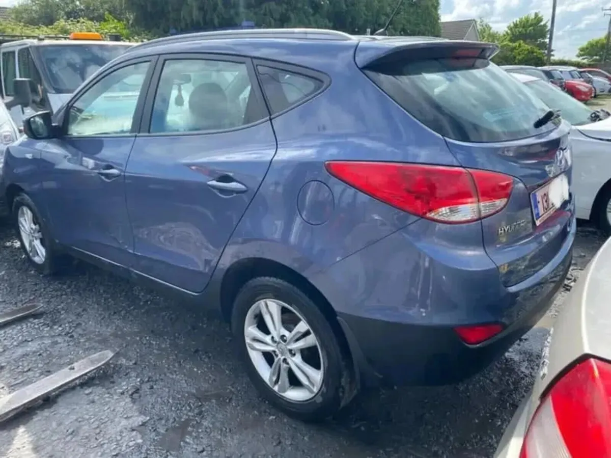 2X Hyundai ix35 1.7 Diesel - Image 2