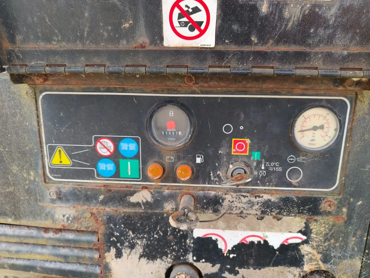 2012 Ingersol Rand 7/41 Compressor - Image 3