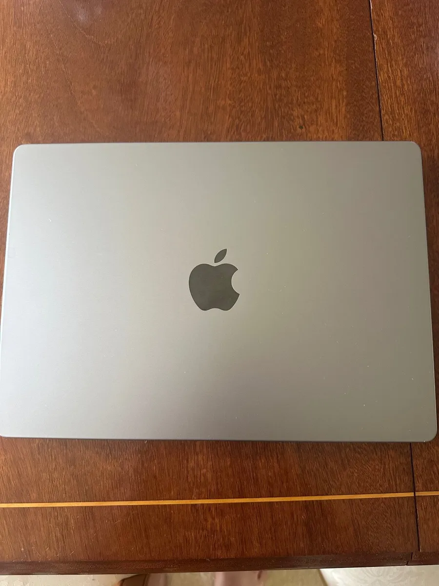 MacBook Pro 14 inch - Image 1