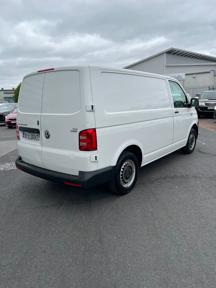 Volkswagen Transporter 2016 Trade Sale - Image 4