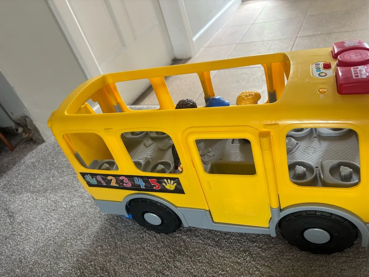 Fisher-Price Little People Big Yellow School Bus - Image 3