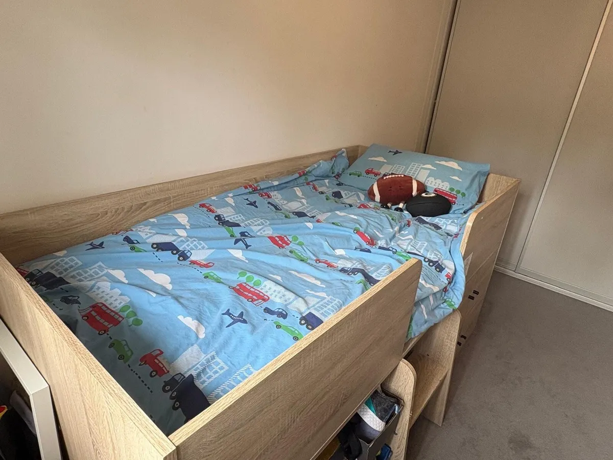 Child’s Bed (up to age 14) with storage - Dublin - Image 3