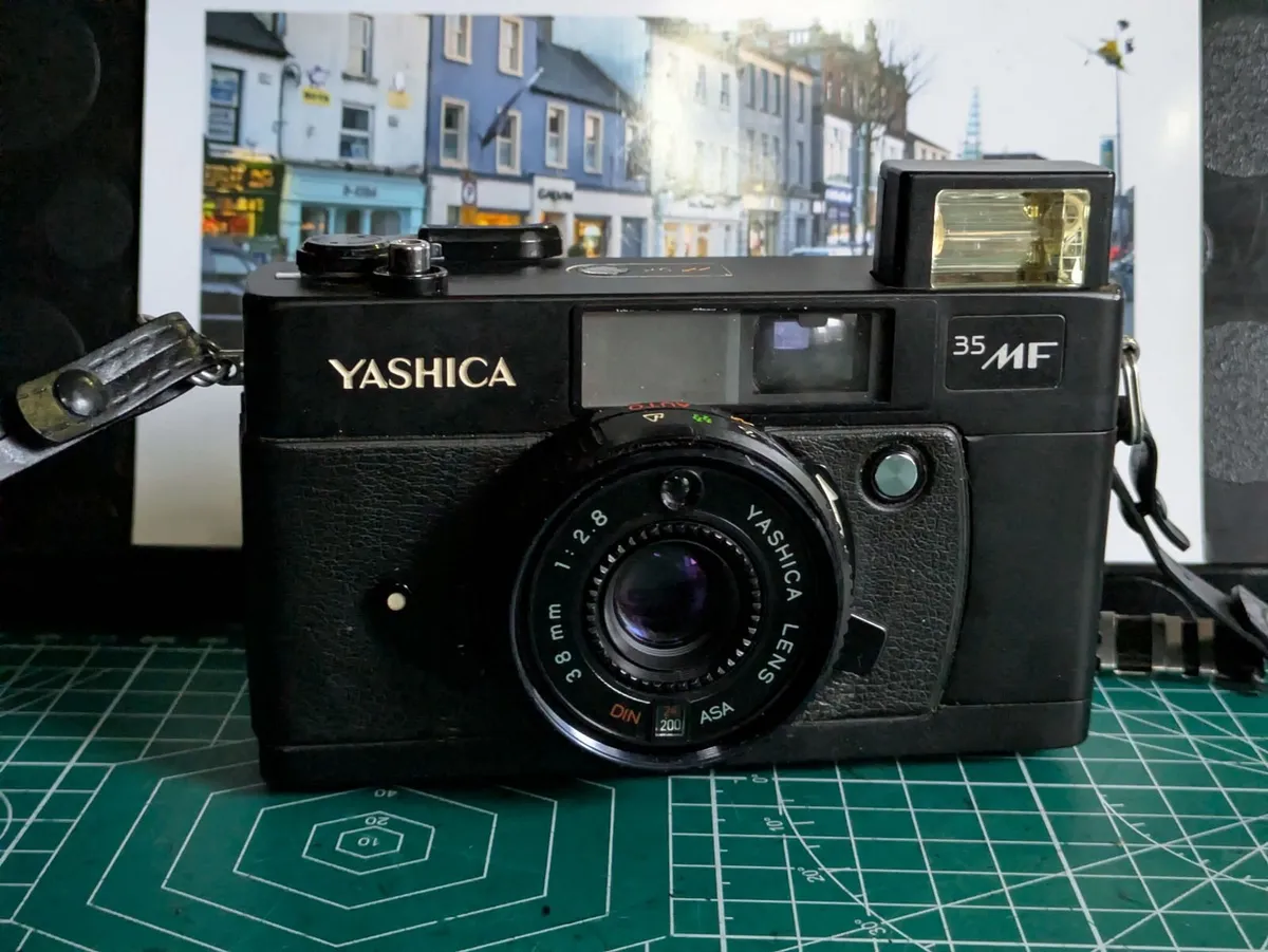 🎞️ Yashica film camera 📸 - Image 2