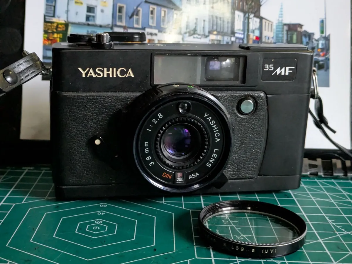 🎞️ Yashica film camera 📸 - Image 1