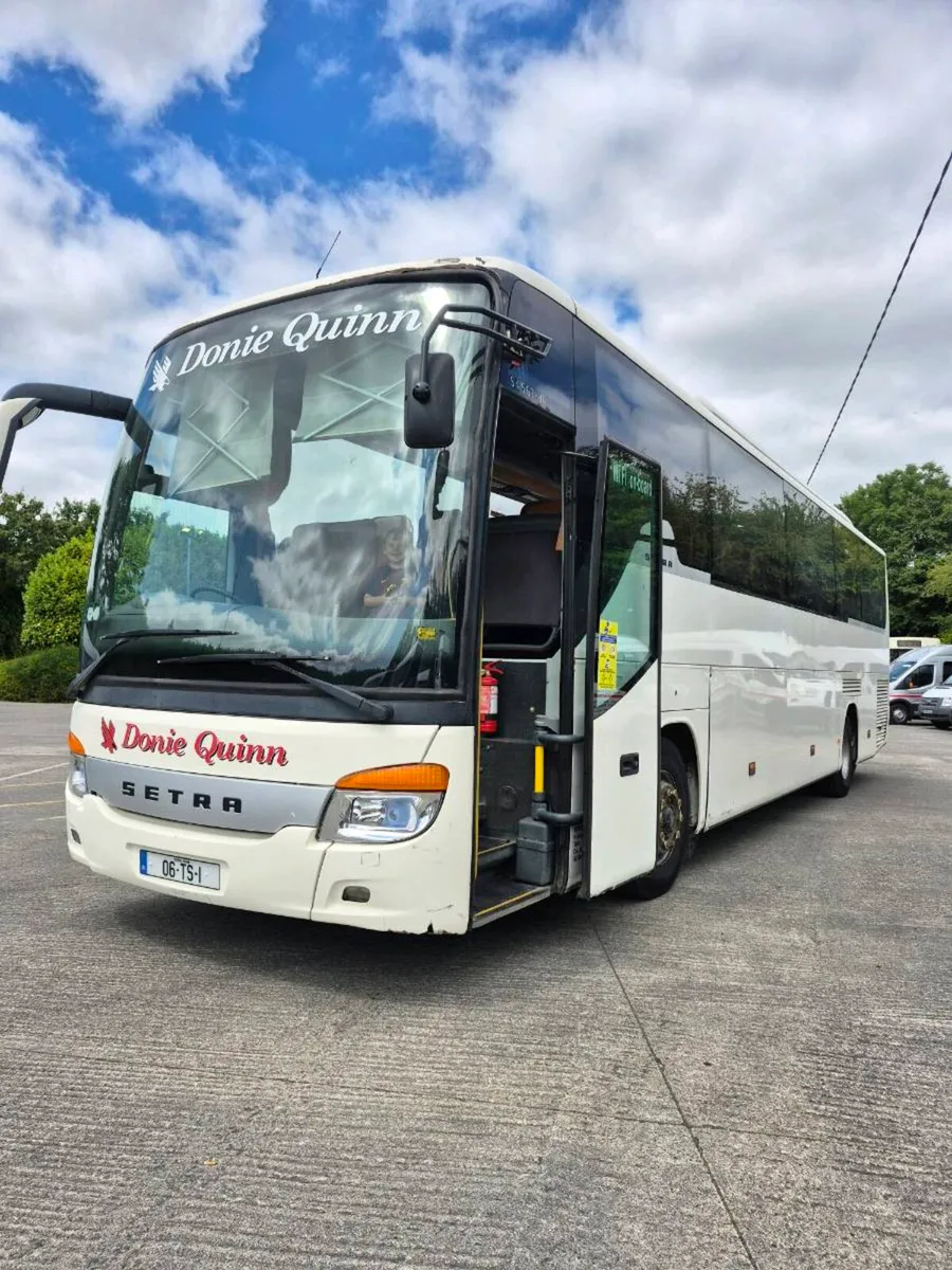 Setra 52 seater automatic cvrt 03/27 tax 11/26 - Image 1