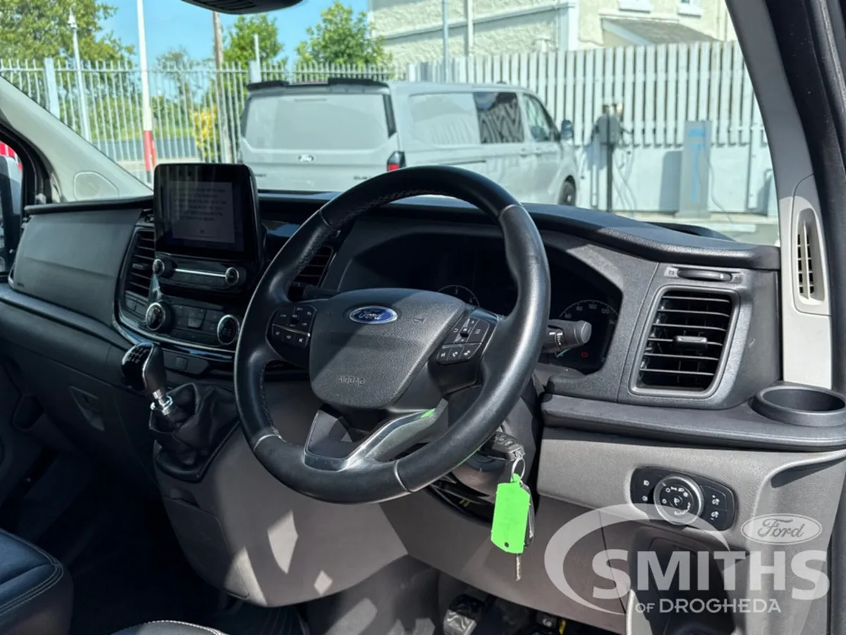Ford Transit Custom TRAIL 2.0TD 170PS SWB - Image 2