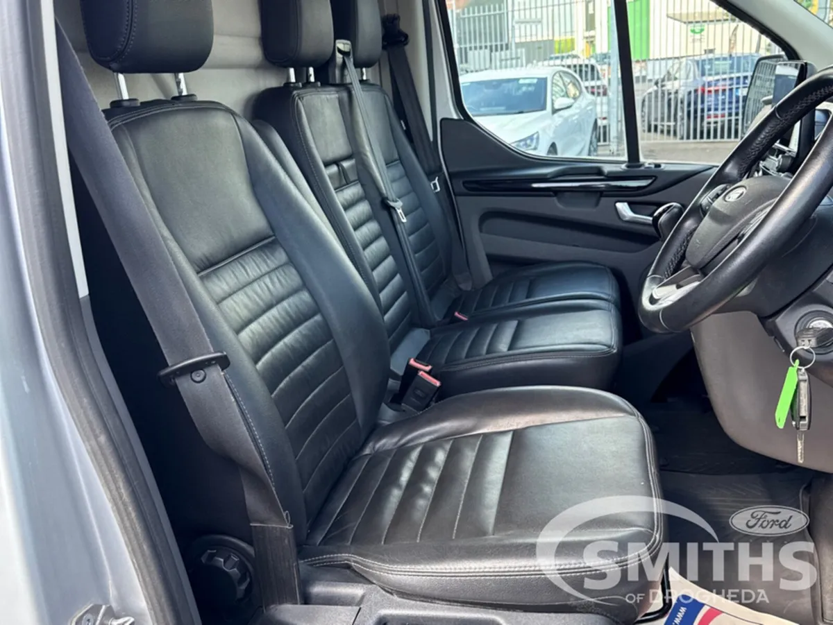 Ford Transit Custom TRAIL 2.0TD 170PS SWB - Image 4