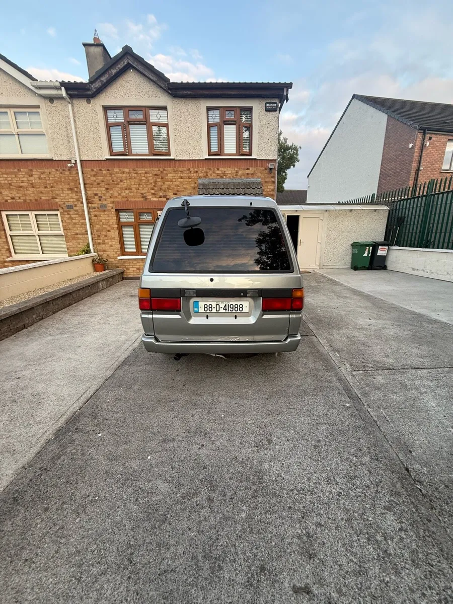 Toyota light ace 1988 - Image 2