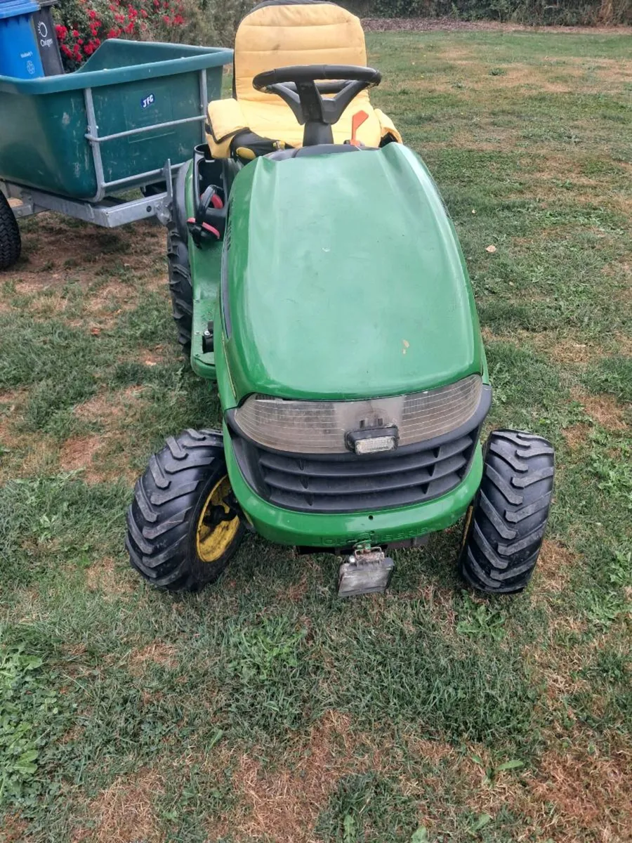 John deere mower - Image 1