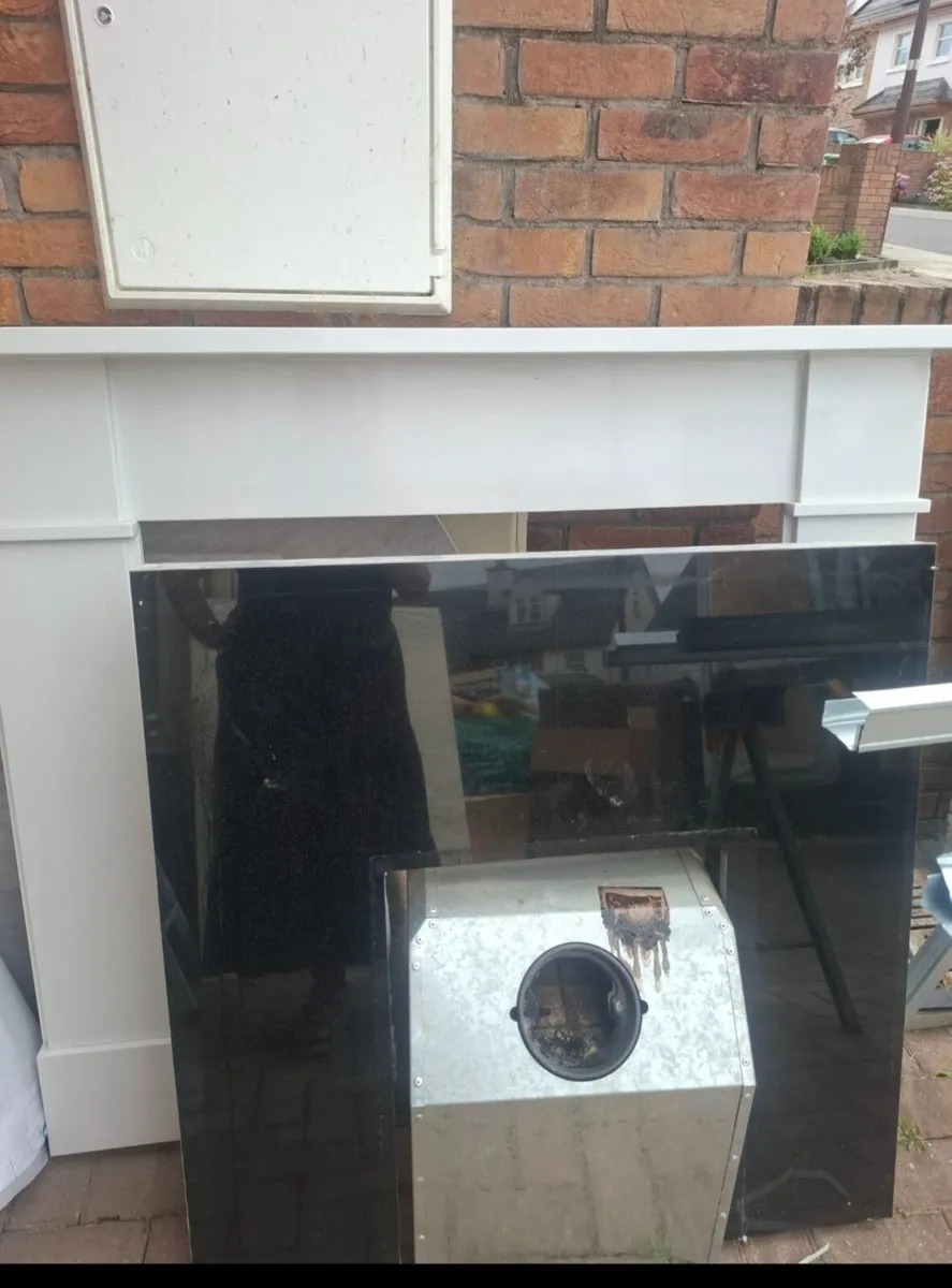 Fireplace and stoves - Image 3