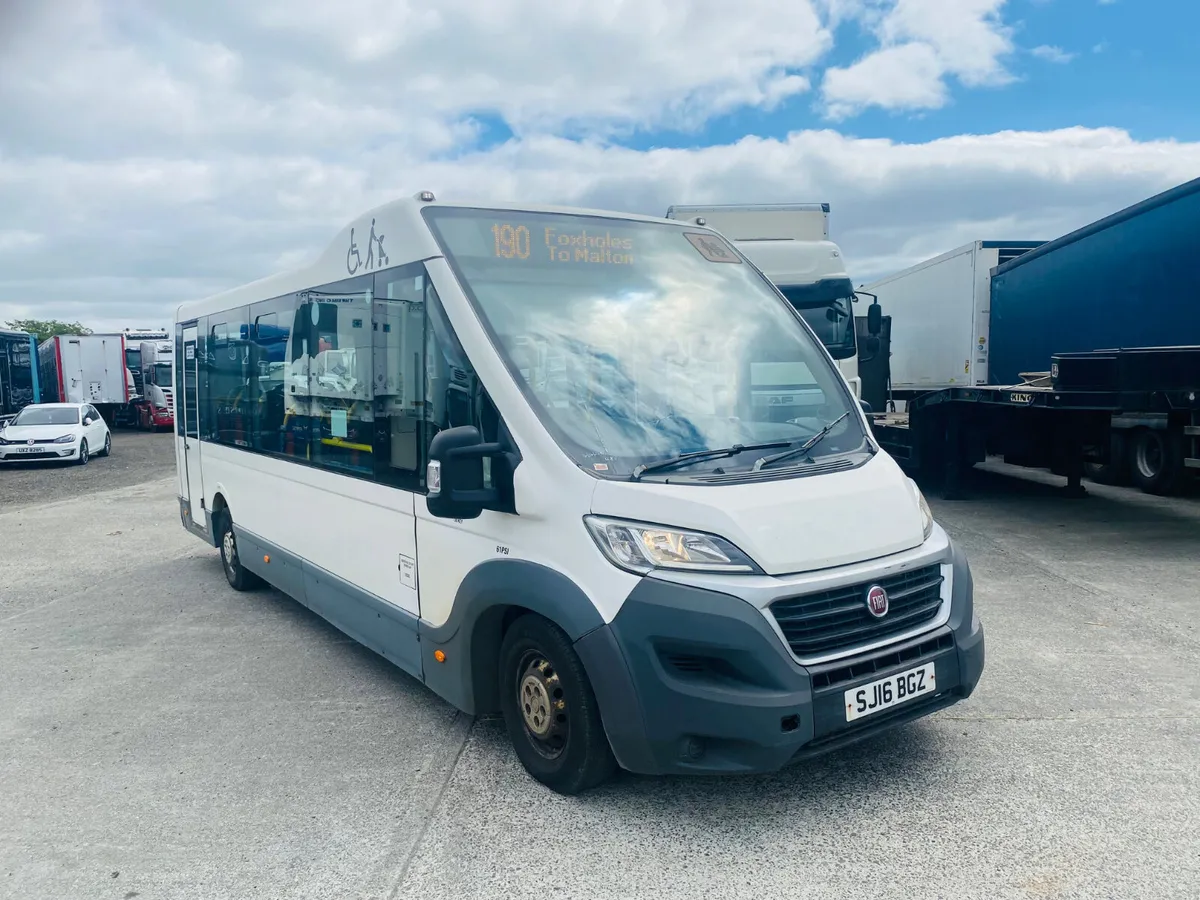 2016 Fait Ducato 20 seater bus - Image 2