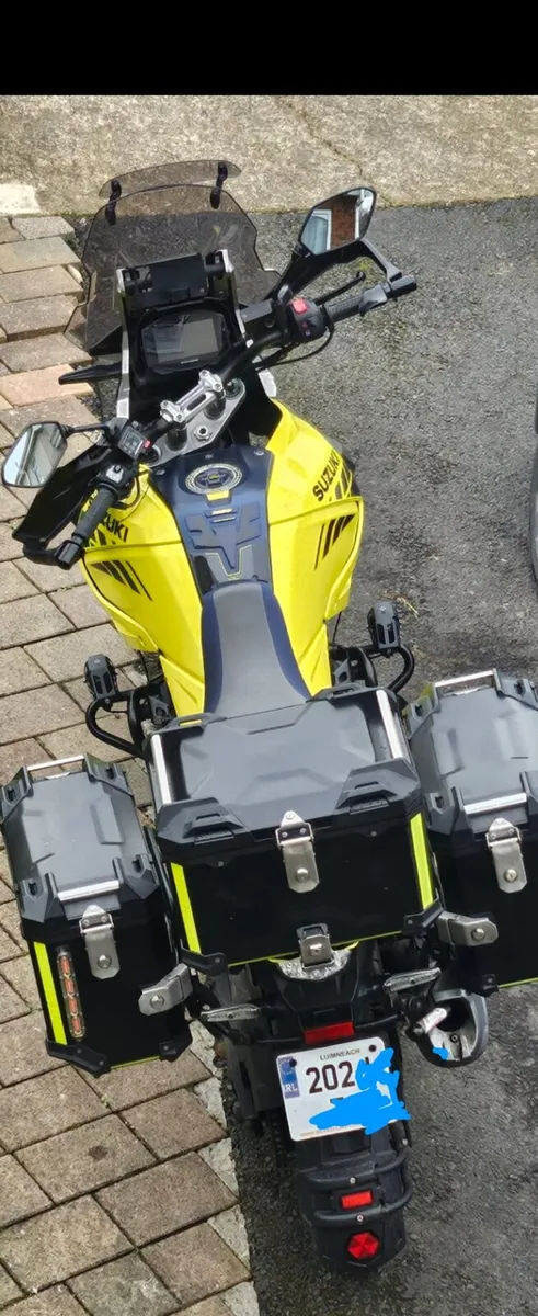 Suzuki v-strom 1050 DL - Image 2