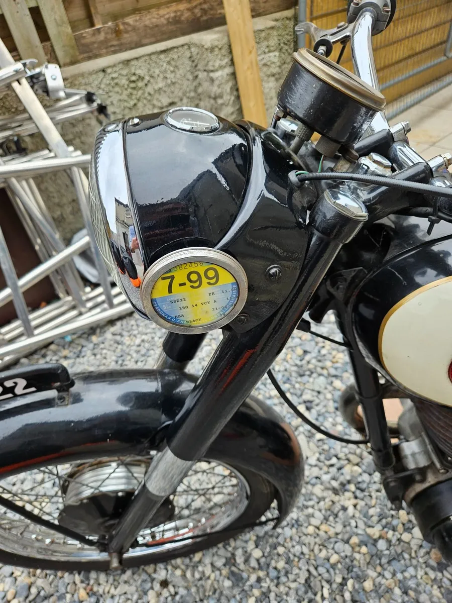 BSA C12 1958 - Image 3