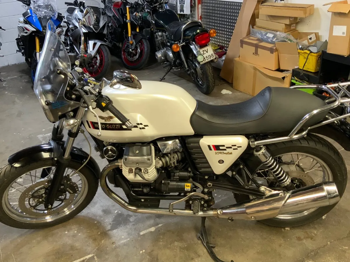 MOTO-GUZZI Other 2011 - Image 4