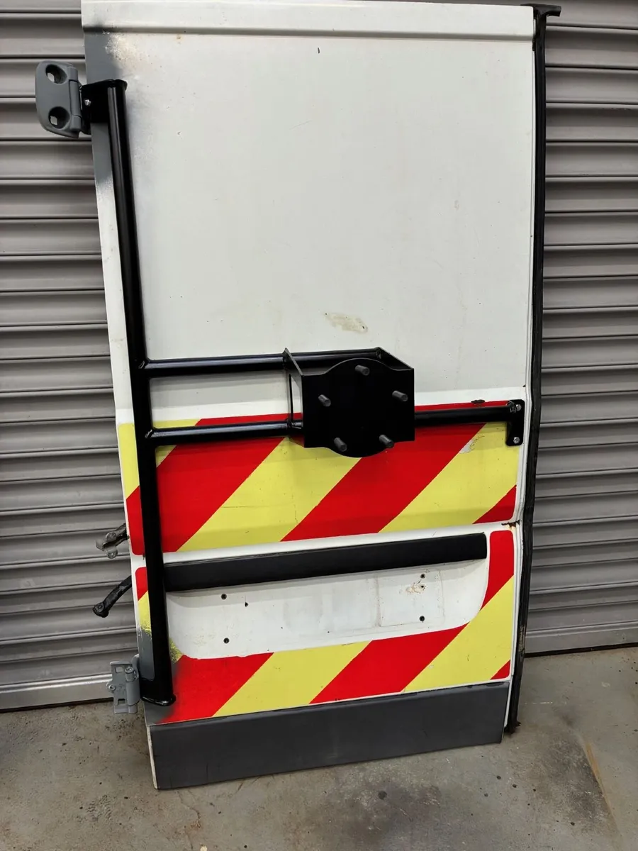 Rear Door Mounted Wheel Carriers - Image 3