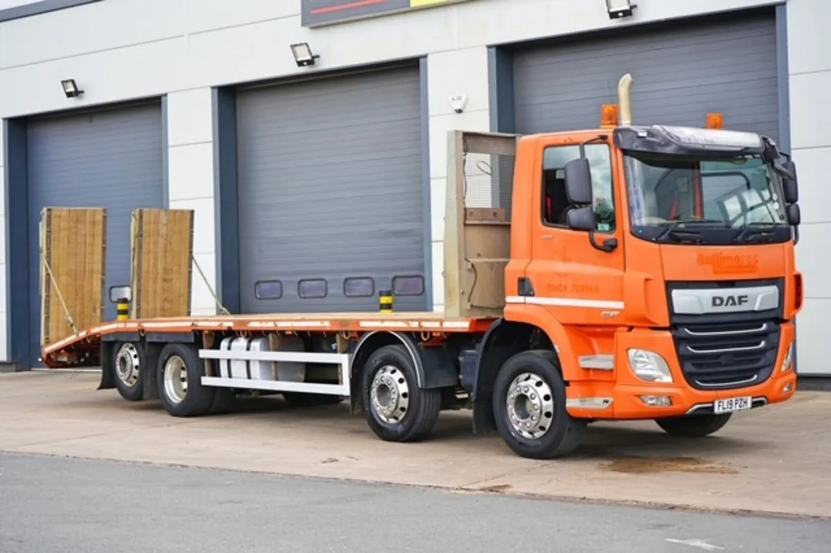 2019 DAF CF 410 8X2 BEAVERTAIL - Image 1