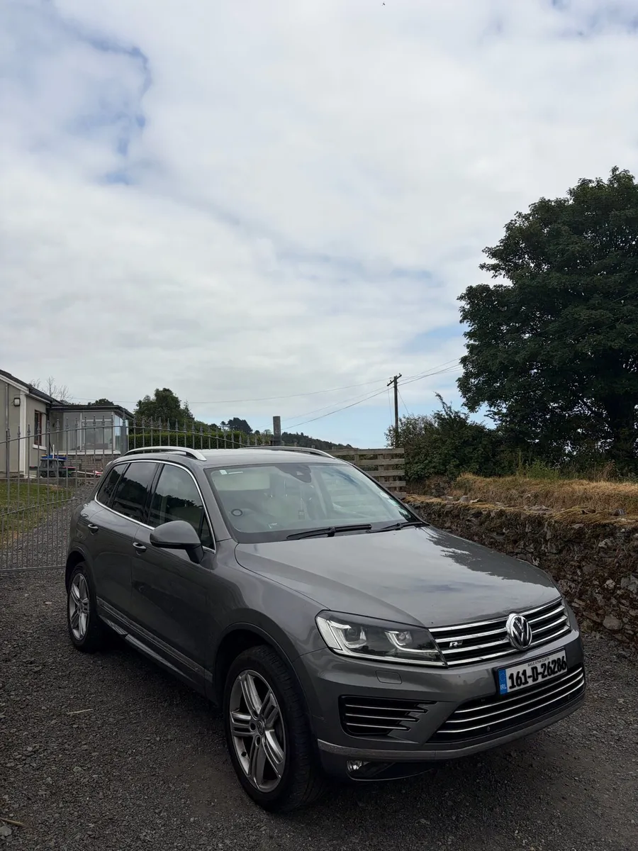 Volkswagen Touareg - Image 1