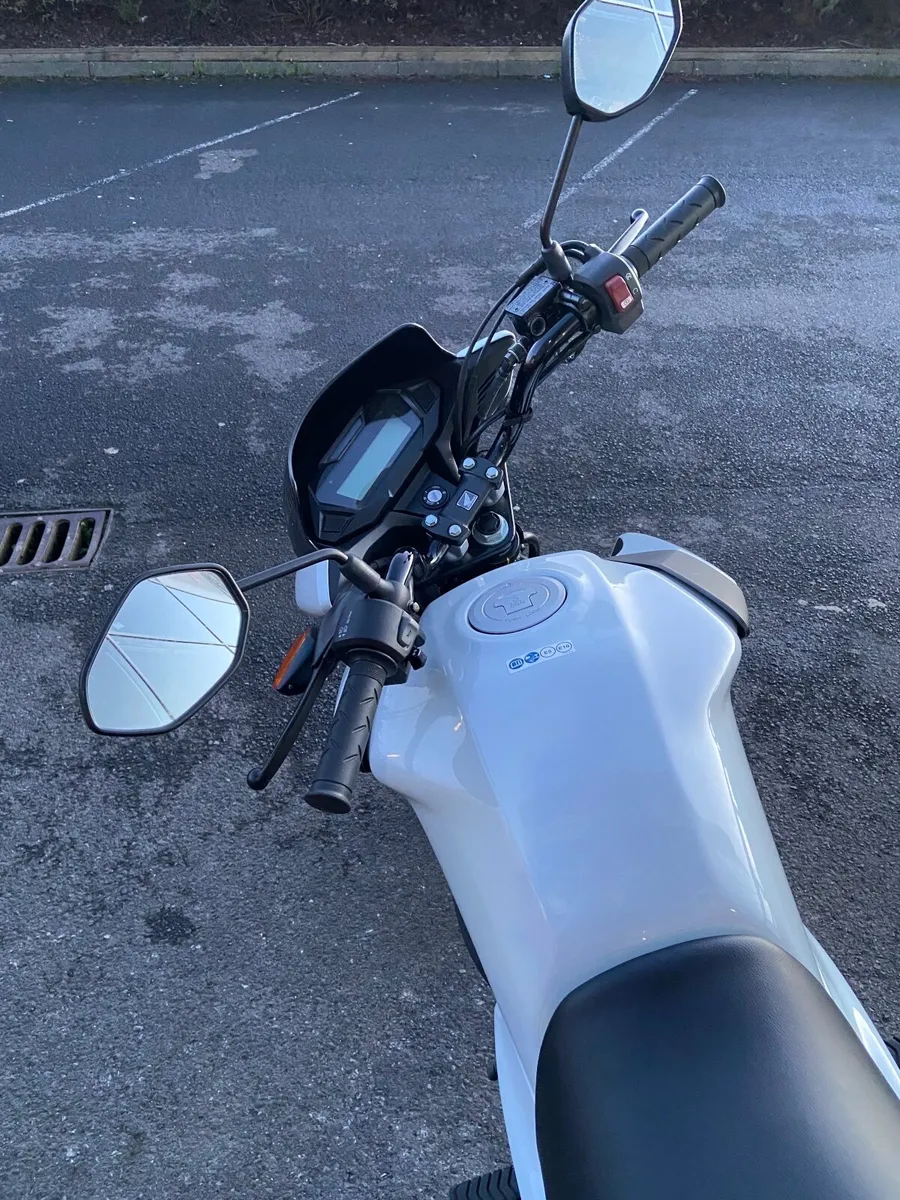 Honda CB125F - Image 4