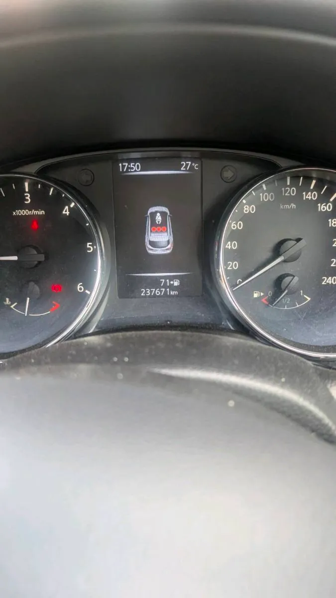 Nissan quasqui - Image 4