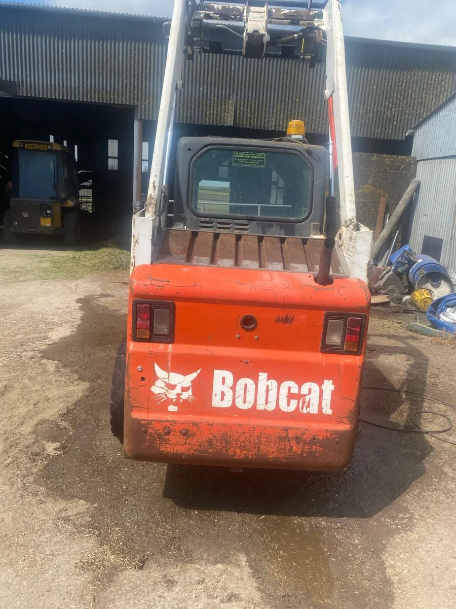 Bobcat skidsteer - Image 2