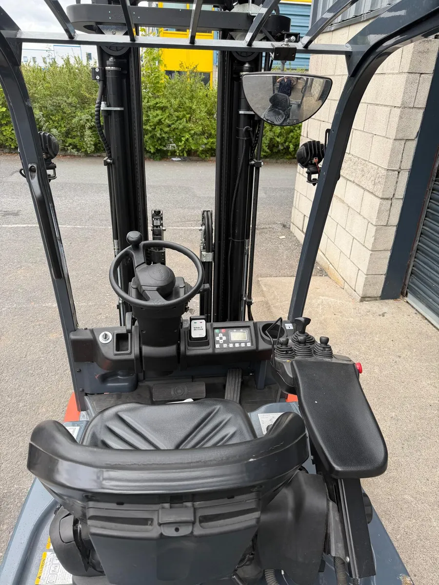 Toyota 2 Ton  Electric Forklift - Image 4