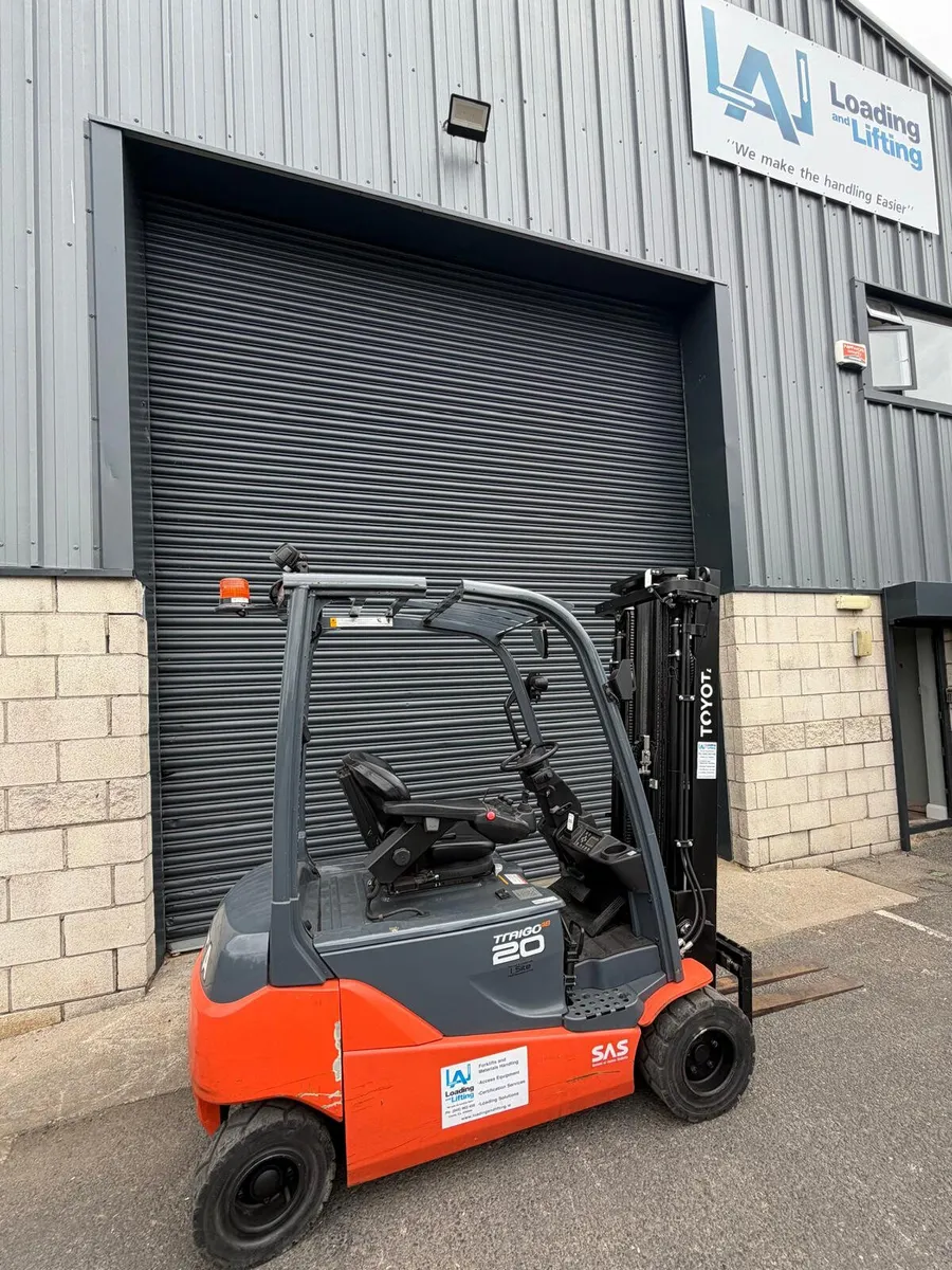 Toyota 2 Ton  Electric Forklift - Image 2