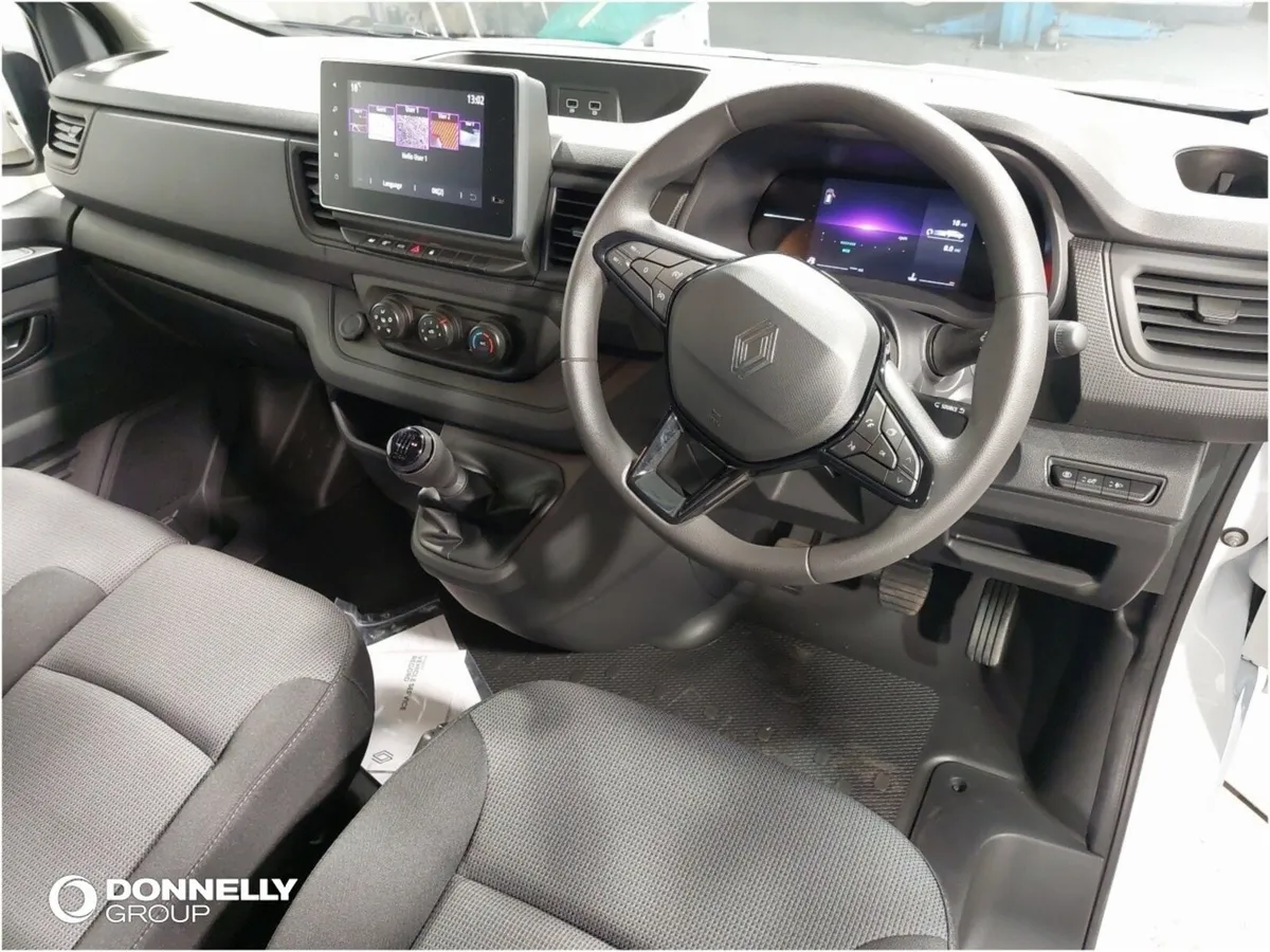 Renault Trafic Lwb Diesel Advance - Image 4