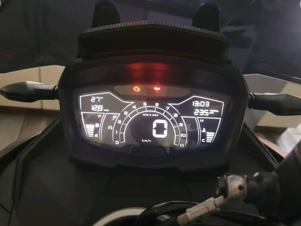 2025 Aprilia Sr Gt 125 - Image 3