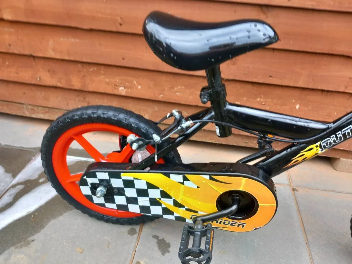 Kids outrider bike size 14 inch wheels - Image 3